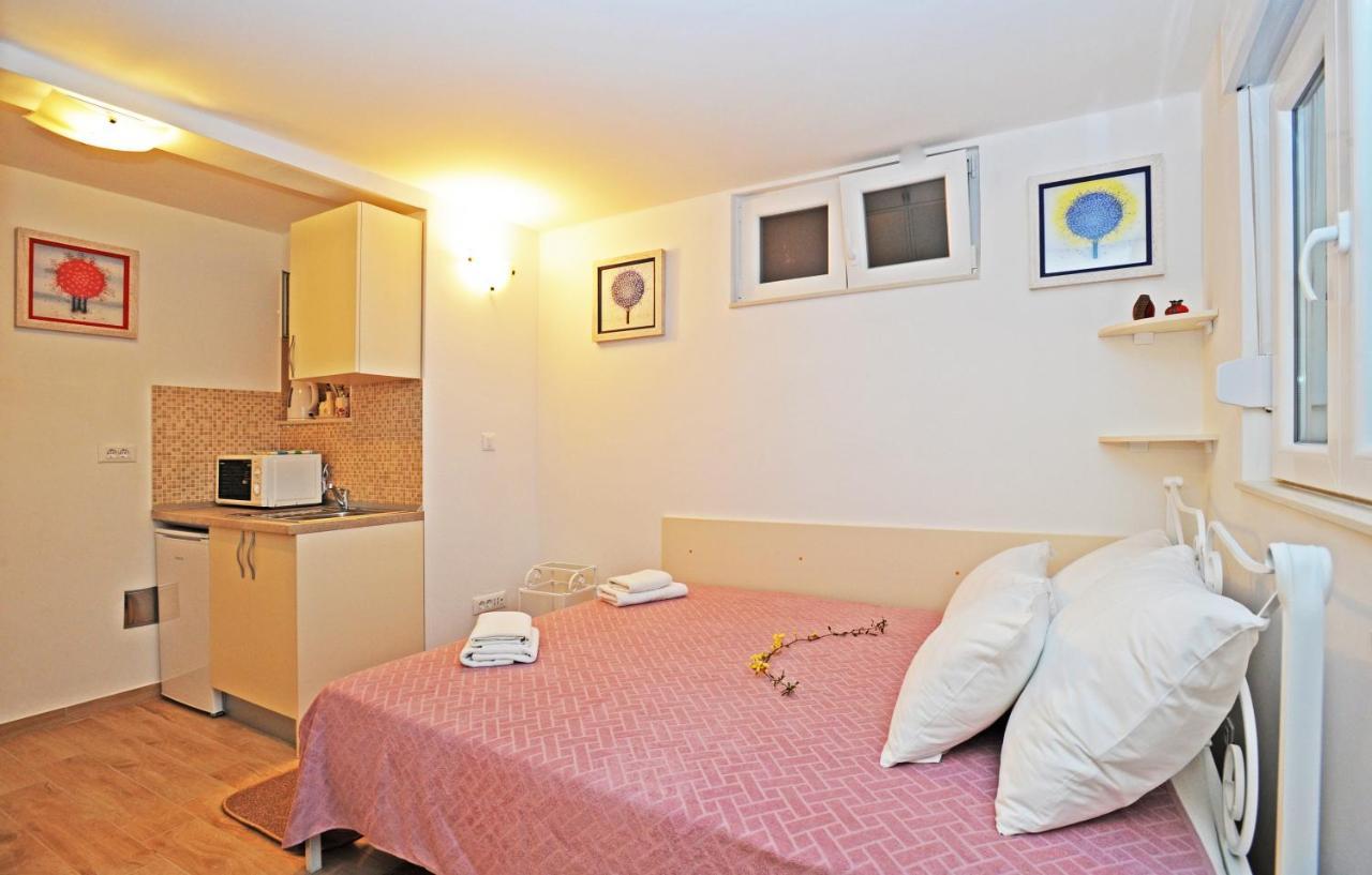 דוברובניק Nika Family Apartments מראה חיצוני תמונה
